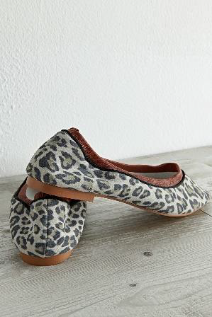 Leopard Printed Flats