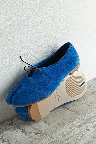 Split Toe Flats