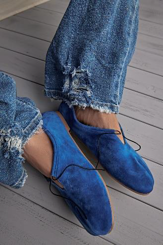 Split Toe Flats
