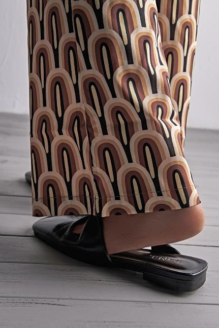 Twisted Mules