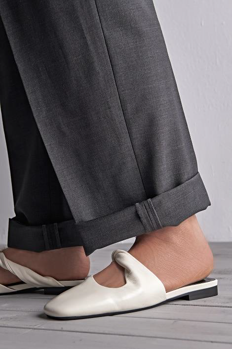 Twisted Mules