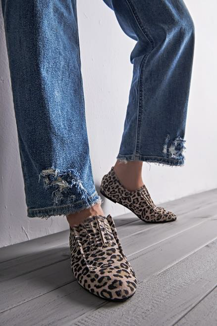 Leopard Printed Loafers